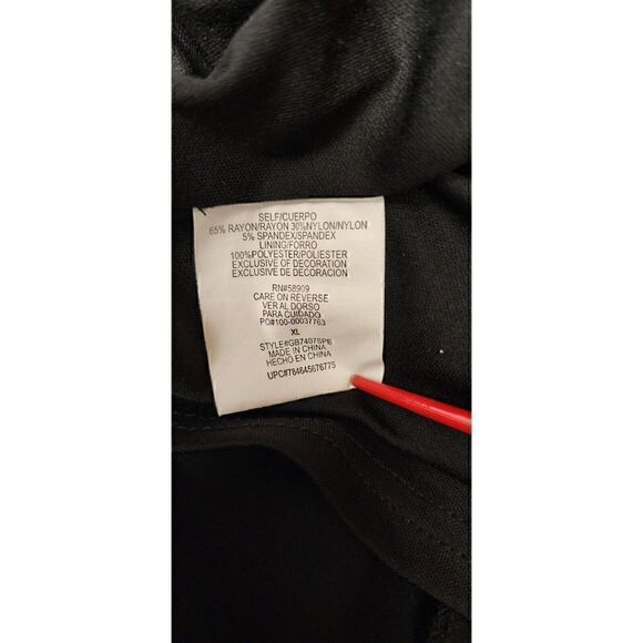 GB Black Bodycon Dress With V-Neck And Cut Out Sides Sz XL Front Slit Juniors - Picture 6 of 6